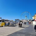 Joli T2 Centre Port Quai D'honneur *